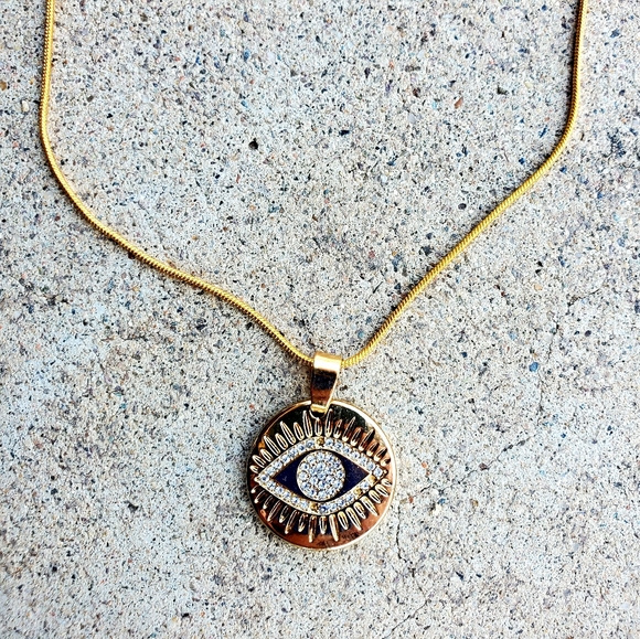 New Rhinestone Evil Eye Protection Gold Necklace. - Picture 3 of 16